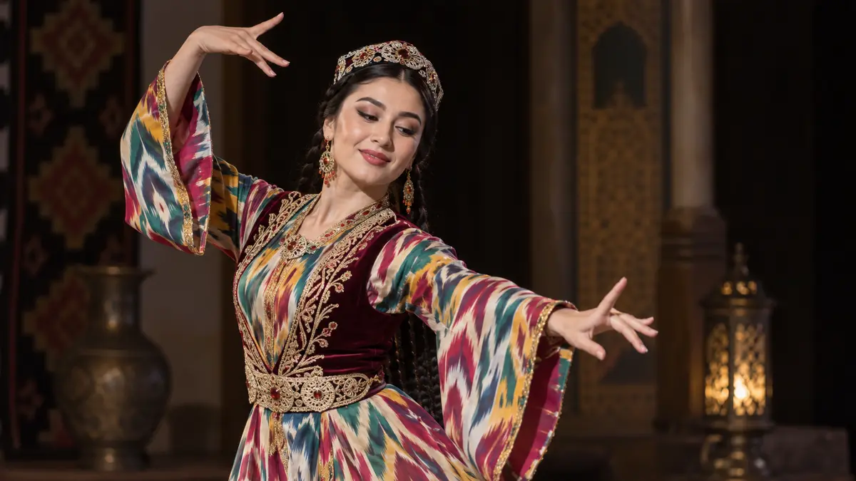Lazgi and Khorezm dance traditions